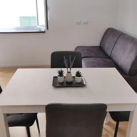 La Casa Di Dani Lägenhet Genua